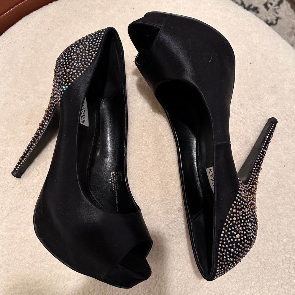 Steve Madden Women's PLAYY-R, Black Satin, 9.5